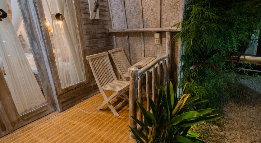The Mel Huts photo