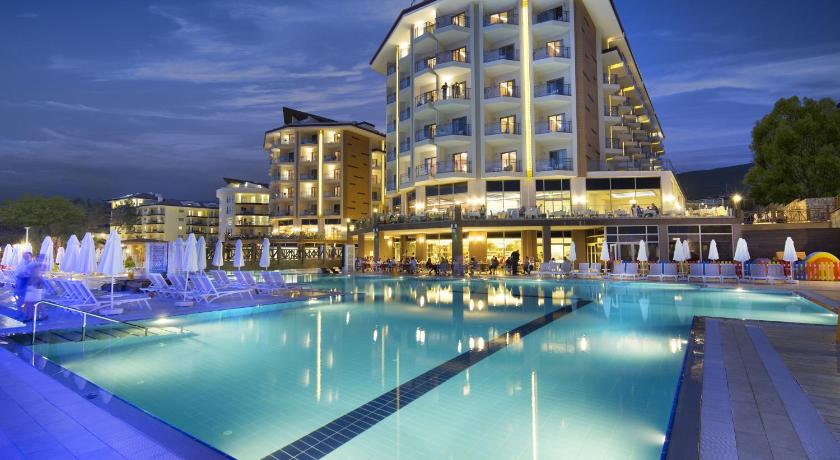 Ramada Resort Kusadasi - main image