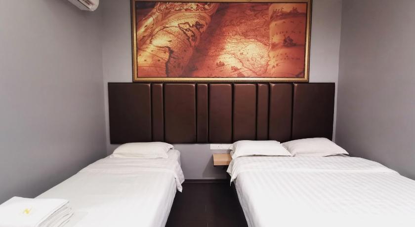 Image of Superior Suite 9