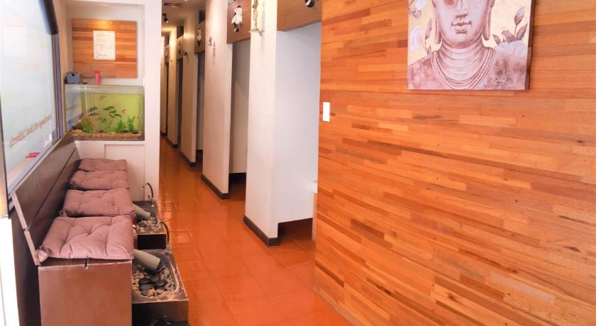 セブ Hotel California Suite 3つ星 ホテル レストラン