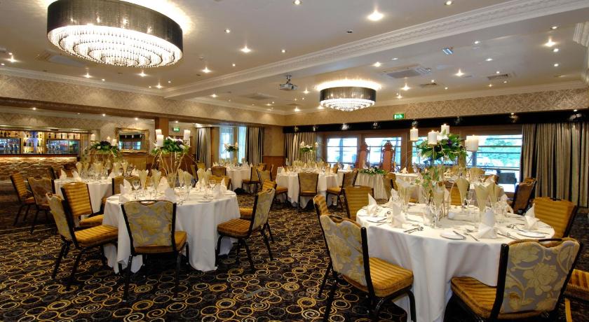 Warrington Fir Grove Hotel Sure Hotel Collection by BW