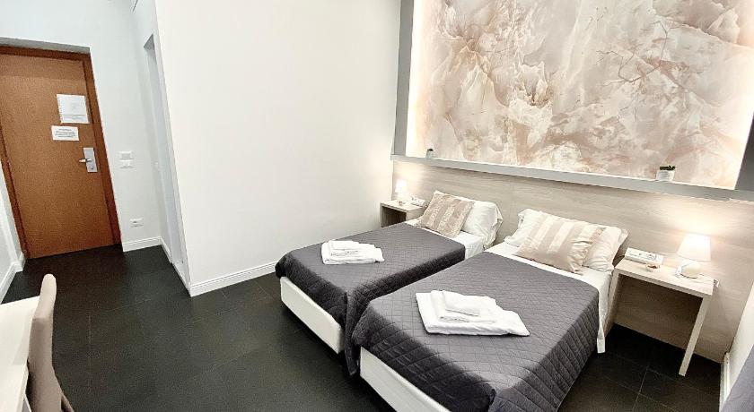 Image of Superior Twin Room 1