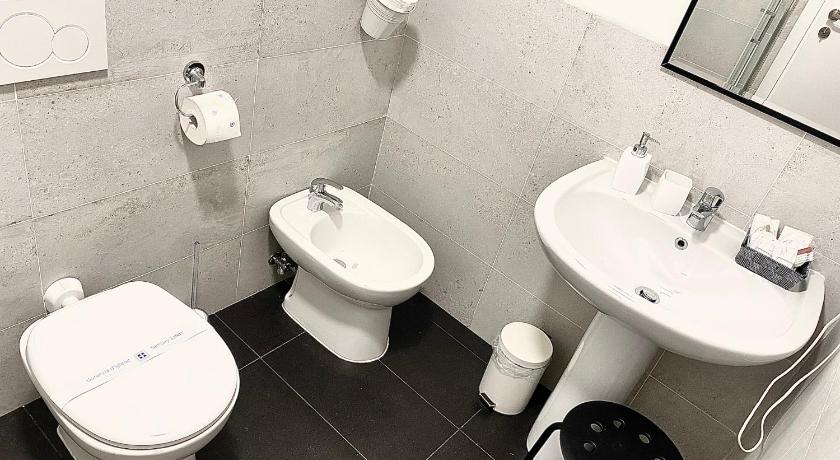 Image of Superior Twin Room 8