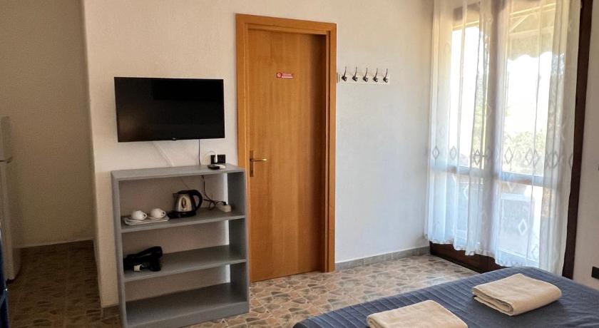 Image of Double Room with Terrace 3