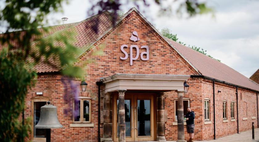 Ye Olde Bell Hotel & Spa photo