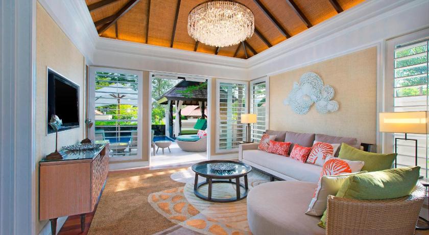 รูปของ1 Bedroom Villa, 1 King, Beachfront, Private pool 3