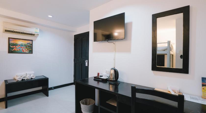 Noble House Patong photo