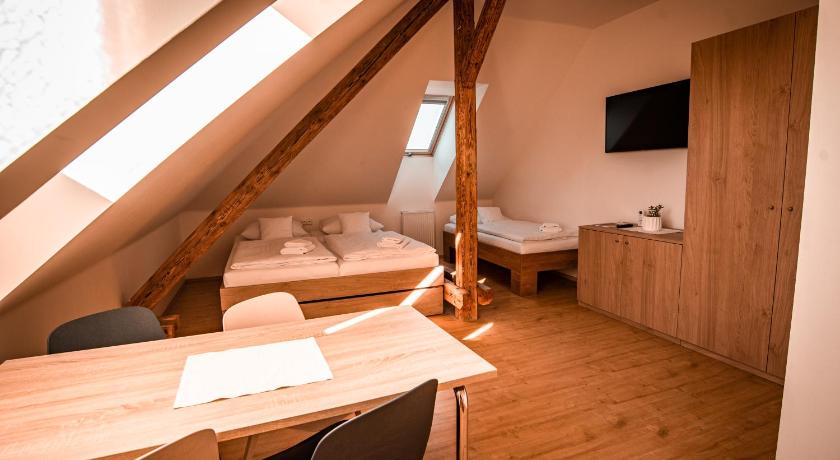 Penzion Pansky dvur Telc — Hotel in Telc