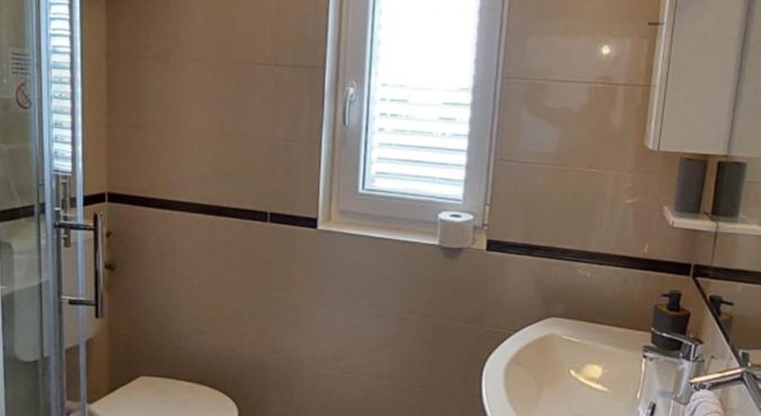 塞维德 Villa Ana Sevid 5星级 单人房 泳池