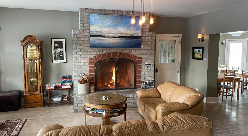 The Edenwild Boutique Inn photo