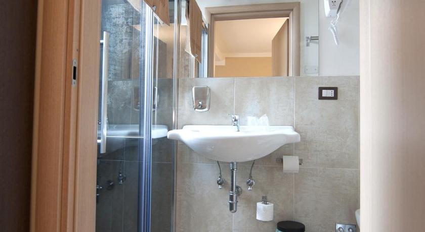 Guesthouse Buonarroti Florence photo