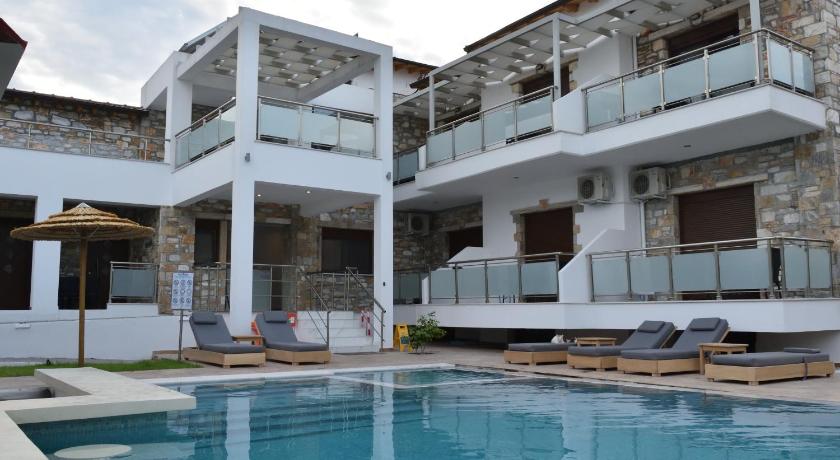 Dioscuri Luxury Apartments — Hotel in Thassos