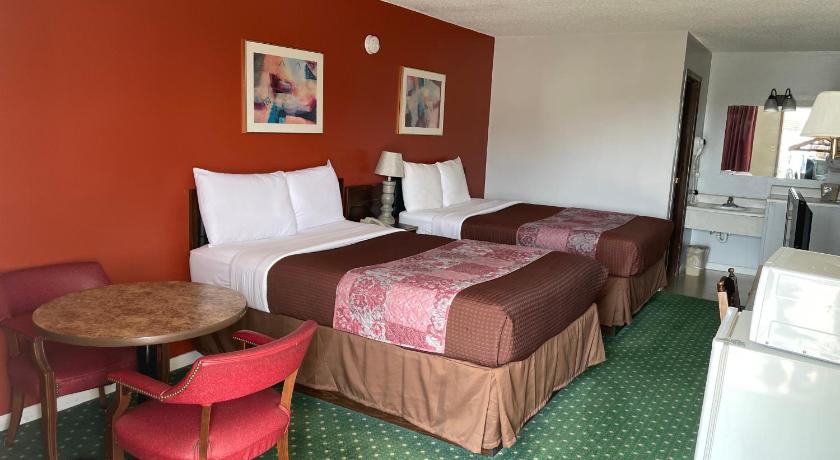 Budget Host Inn photo