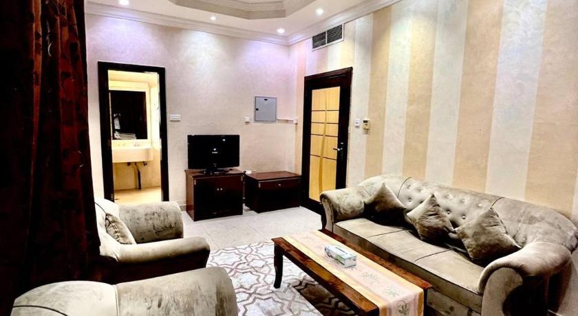 Image of One Bedroom King Suite Room 5