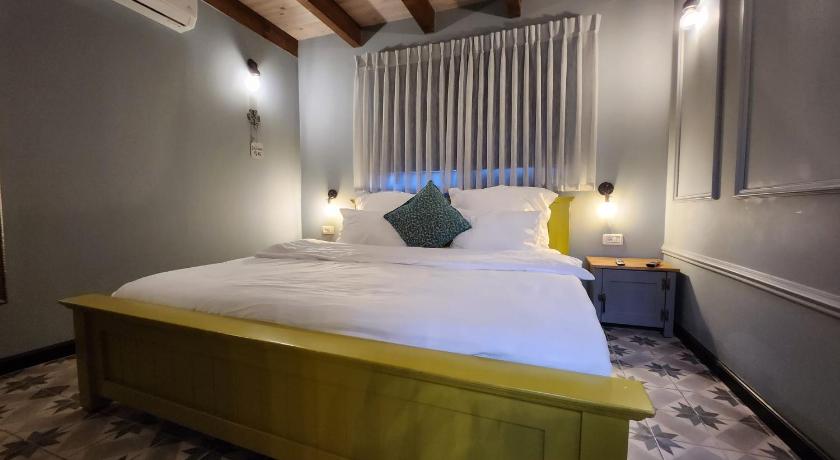 巴鲁赫村 Gold 68- גולד 68 סוויטות בוטיק 酒店 套房