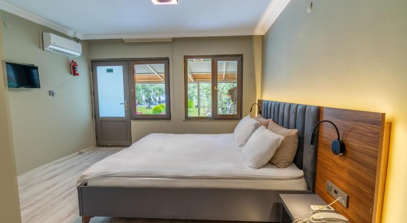 Kayalar Blue Beach Hotel photo