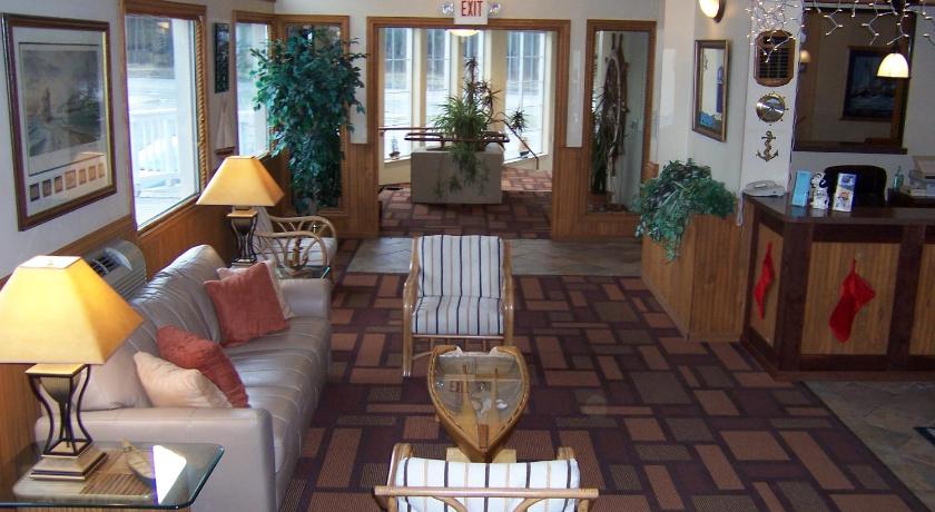 Pinestead Reef Resort photo