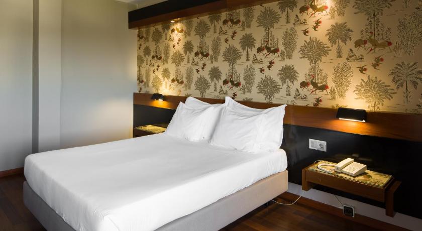 Hotel Lara photo