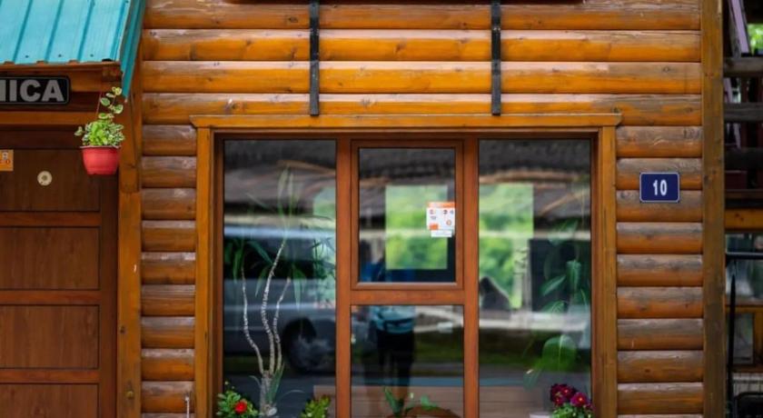 Rafting Blue River Tara — Hotel in Scepan-Polje
