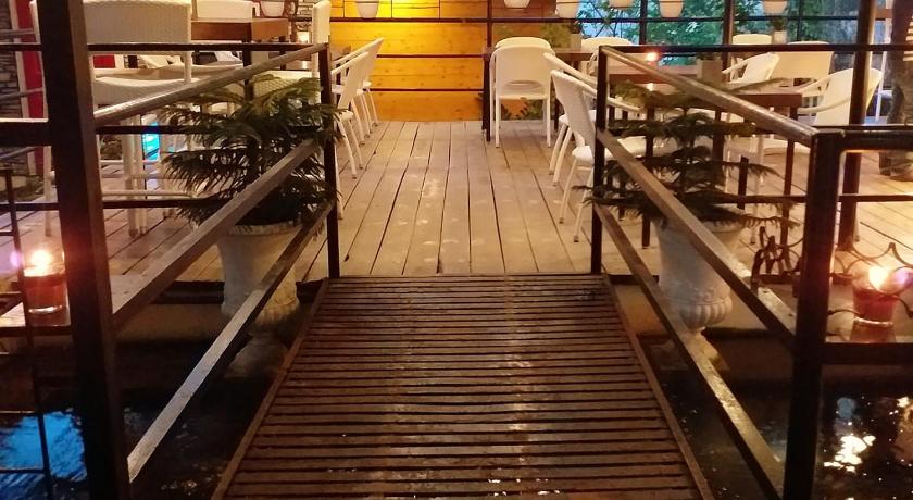 La Place Guesthouse – City of Lapu-Lapu, IL