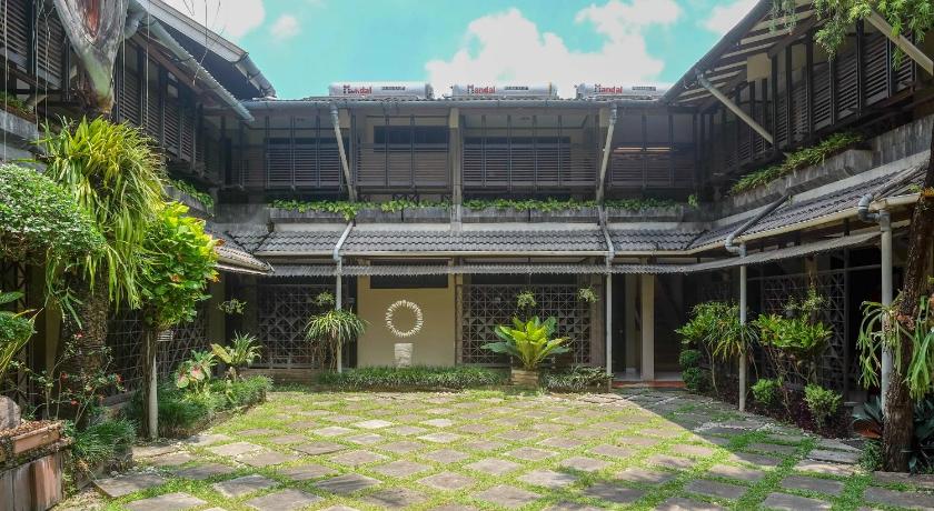 Urbanview Hotel Syariah Wisnugraha by RedDoorz - image 11