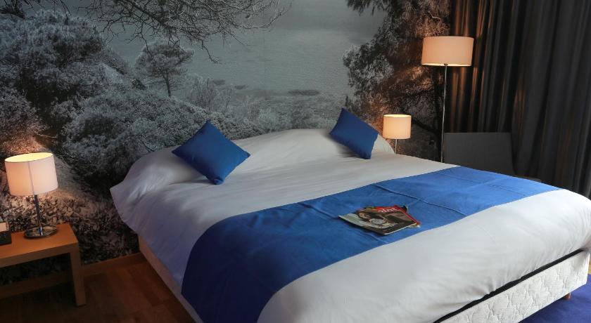 Image of Standard Double or Twin Sea View 17