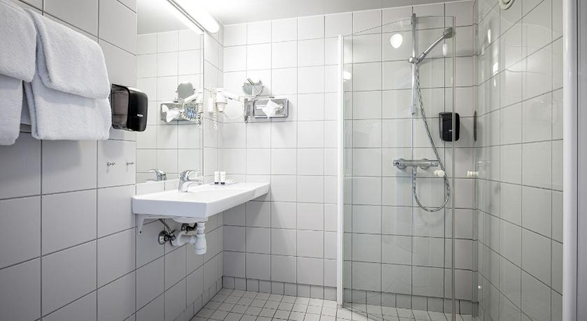 Image of Double Room 2