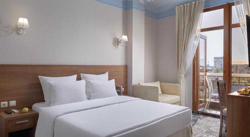 Garuda Boutique Hotel photo