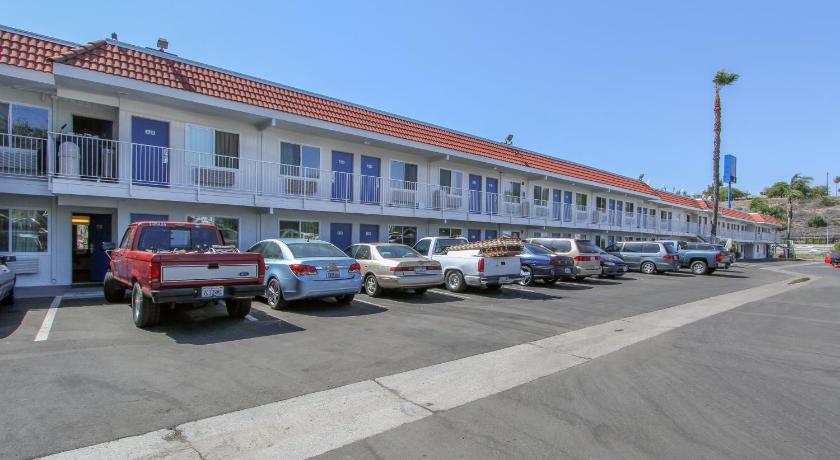 Motel 6-La Mesa, CA - San Diego