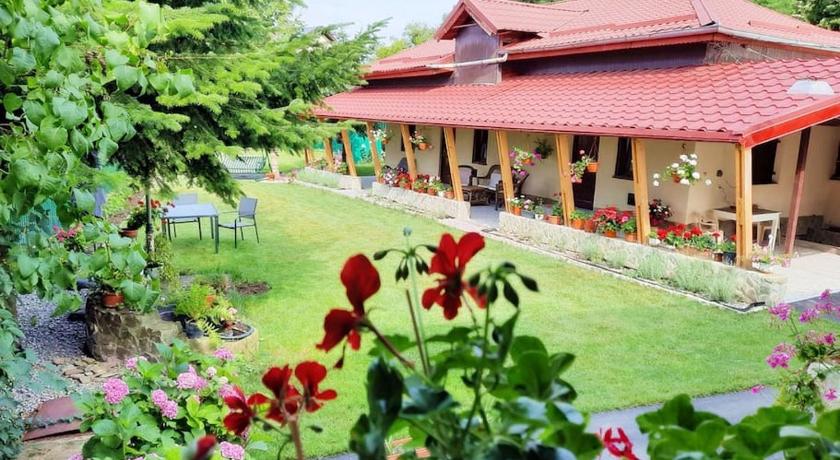 Private House with Garden