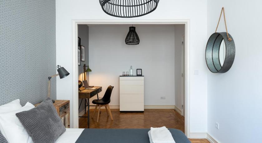 Image of Superior Double Room with Shared Bathroom 3
