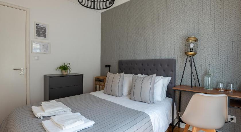 Image of Double Room with Balcony and Shared Bathroom 4