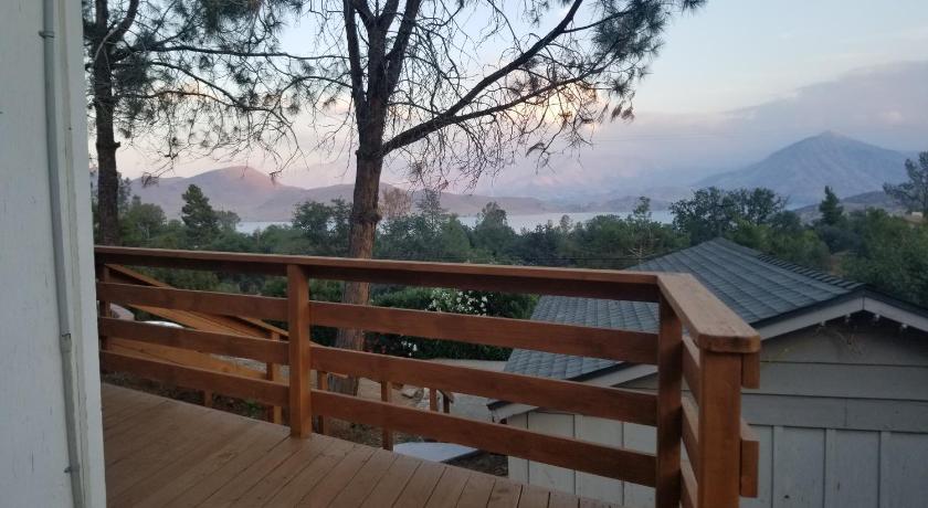 アップフォードハイツ (CA) 3BR Panoramic Lake View, Sequoia Forest, Kern County 4つ星 宿泊施設 施設