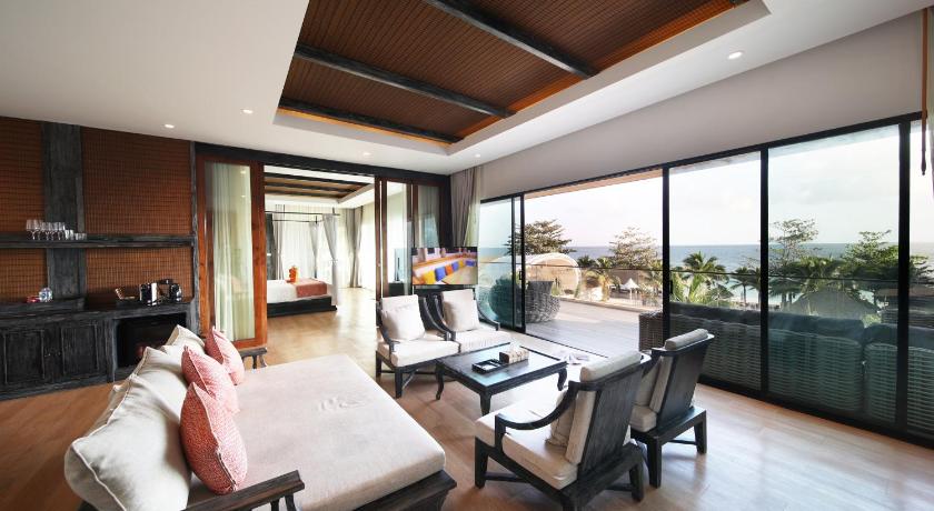 Image of Royal Sea View Suite 7