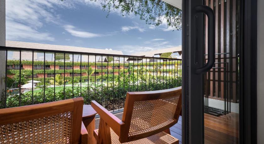 バリ Beachwalk Residence 5つ星 ホテル プール