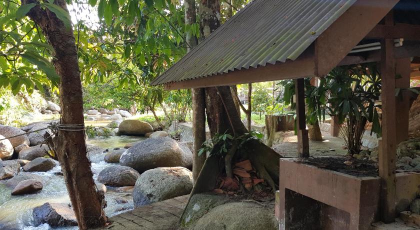 レンゴン D'Impiana Riverview Chalet @ Lenggong 4つ星 ゲストハウス レストラン