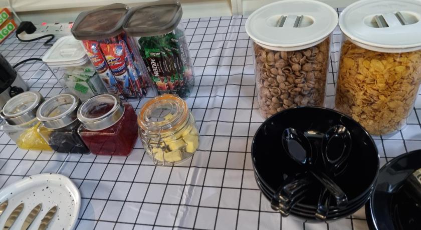 曼谷 Met A Space Pod @ PhromPhong 1星级 酒店 大堂