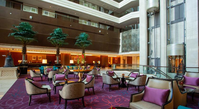 Dusit Thani Abu Dhabi - image 8