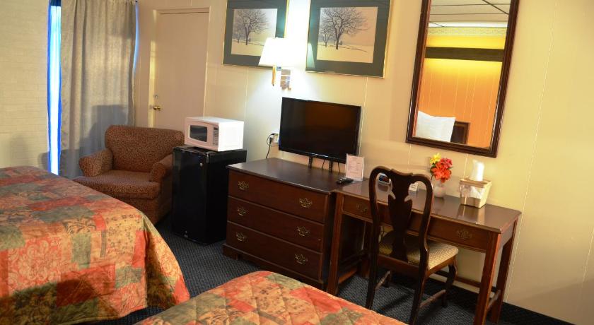 ブルーフィールド (WV) Economy Inn Bluefield 2つ星 宿泊施設 プール