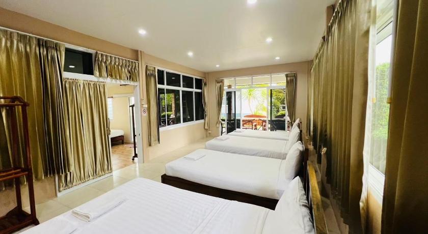 Image of Party Suite 0