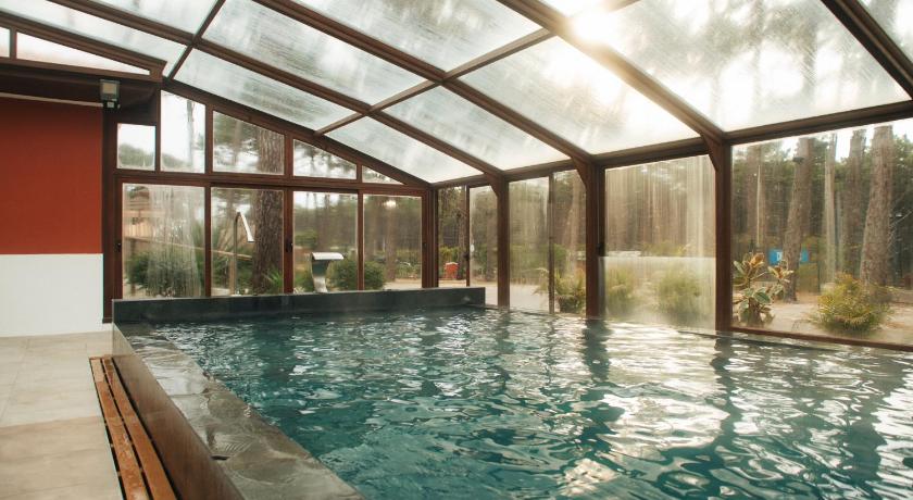 ナザレ Ohai Nazare Outdoor Resort 3つ星 ホテル レストラン