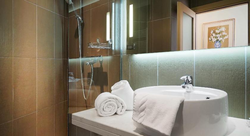Image of Double Room 4
