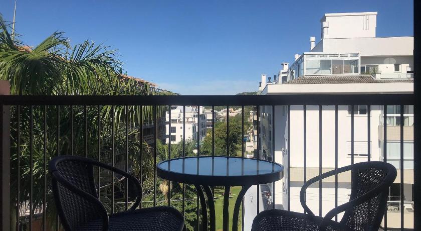 Image of Studio with Balcony 11