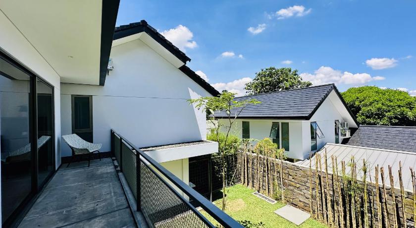 Bungalow Homes – Bandung, ID
