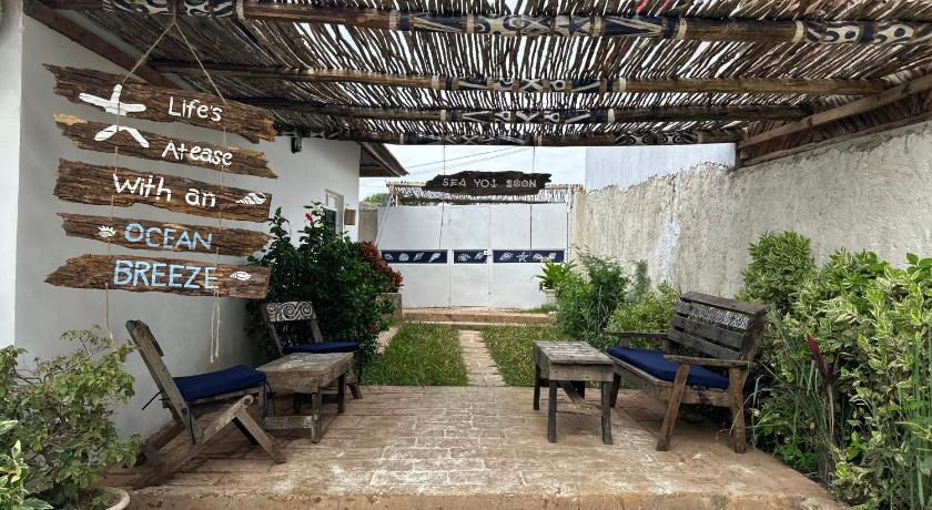 Ocean Breeze Boutique Hotel photo