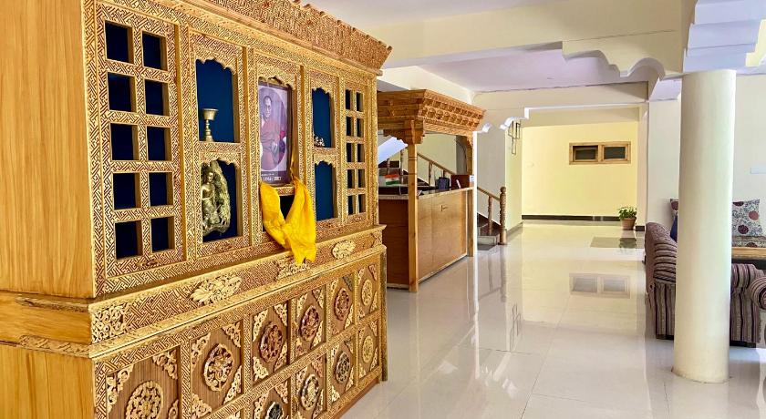 HOTEL PALAM HILLS - image 10