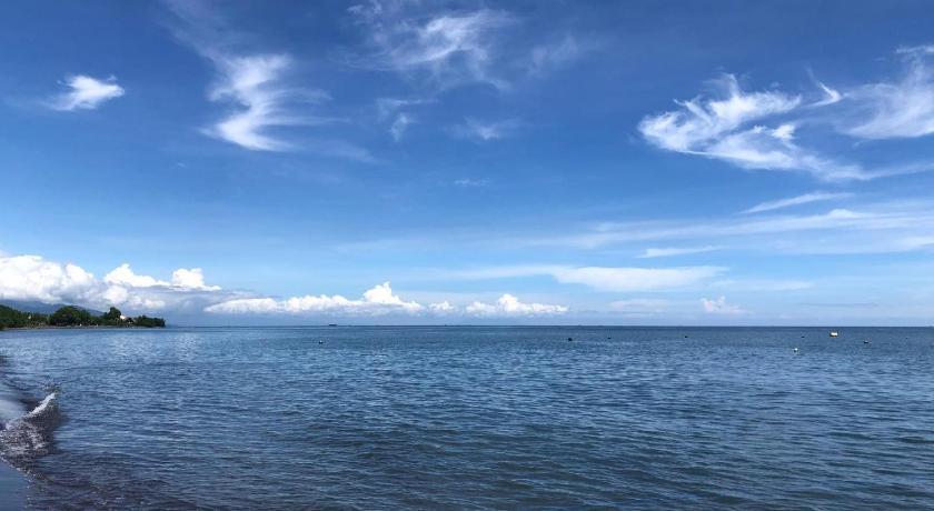 Nalika Beach Resort & Restaurant photo