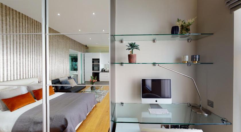 รูปของFlat 3 - Large Studio Apartment 5