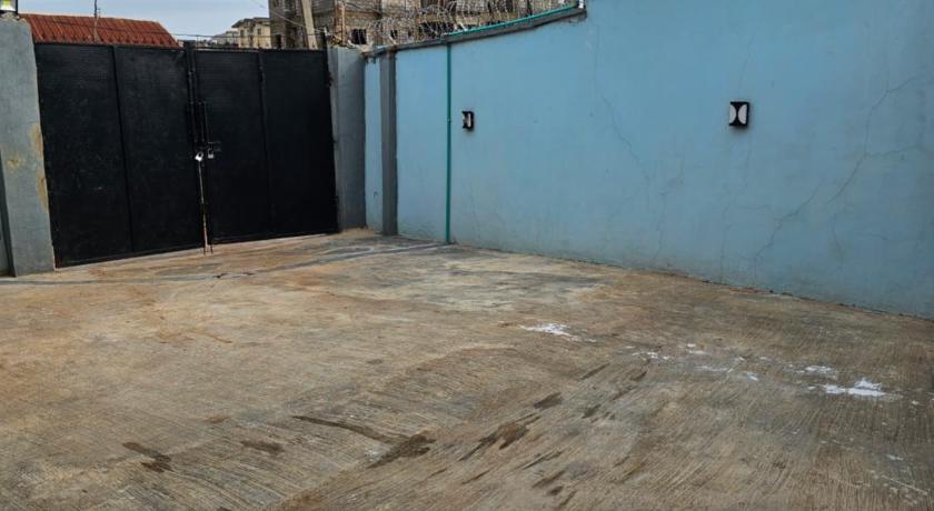 Umbrella properties - Eleyele Ibadan photo