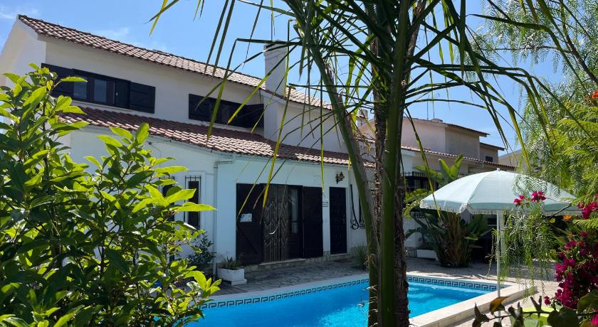 Casa Pausa Sesimbra Holiday Home